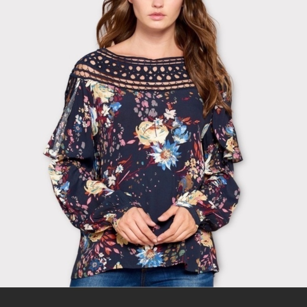 Floral print Lattice neckline multi color blouse